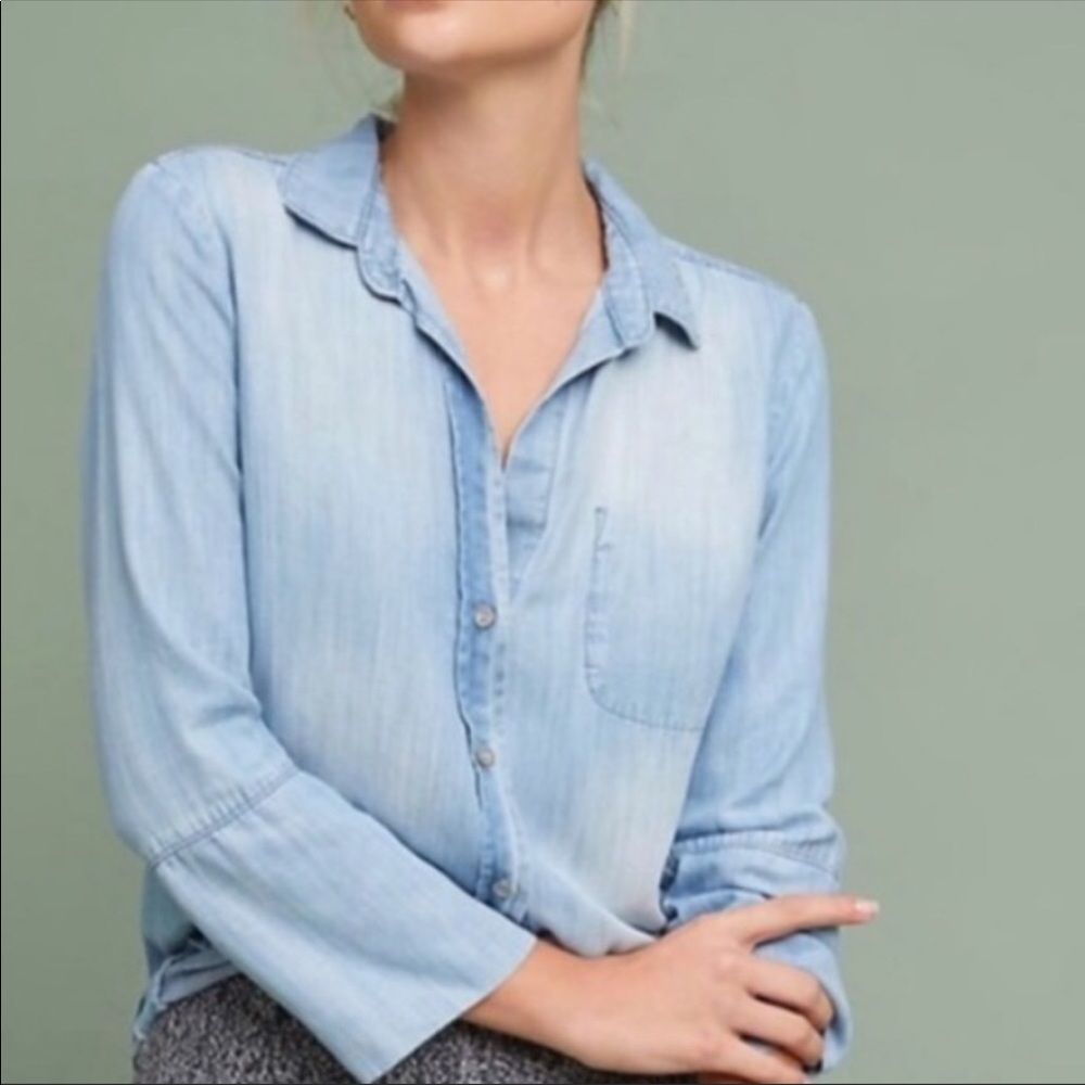 Cloth & Stone Chambray Top